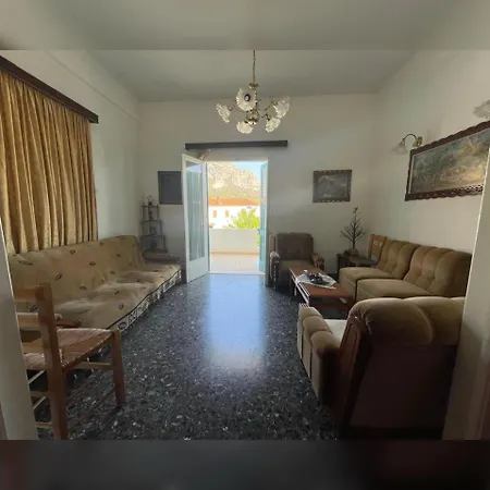 Maria's Cozy Διαμέρισμα Λεωνίδιο